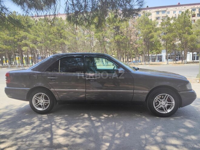 Mercedes C 220 1996, 449,000 km - 2.2 л - Bakı