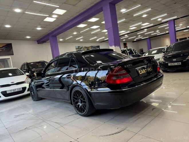 Mercedes E 320-10