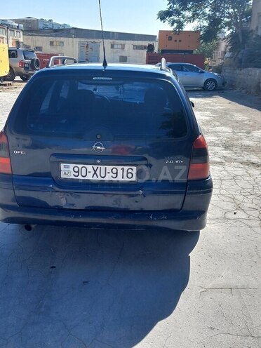 Opel Vectra-2
