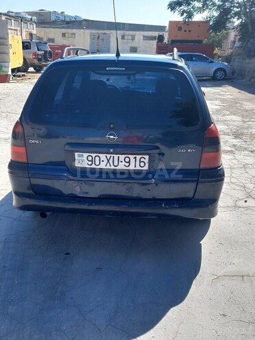Opel Vectra-5