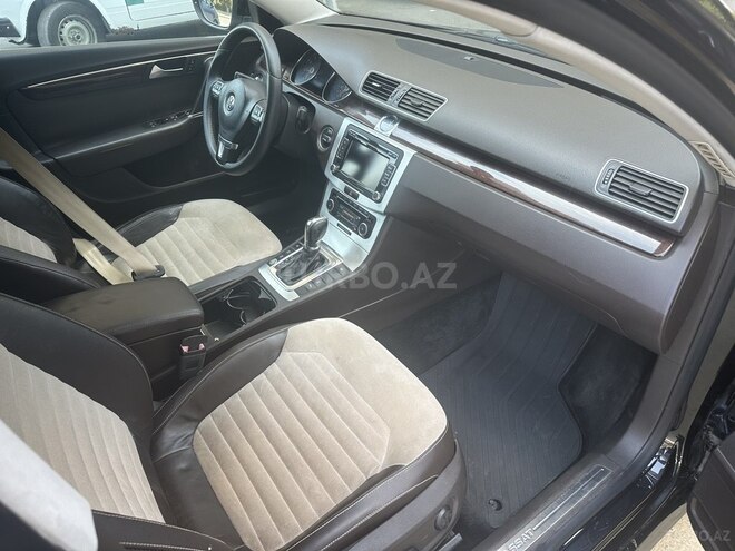 Volkswagen Passat 2011, 178,550 km - 1.8 л - Bakı