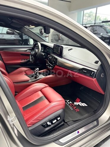 BMW M5 2019, 31,800 km - 4.4 l - Bakı