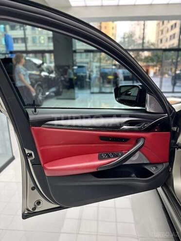 BMW M5 2019, 31,800 km - 4.4 l - Bakı