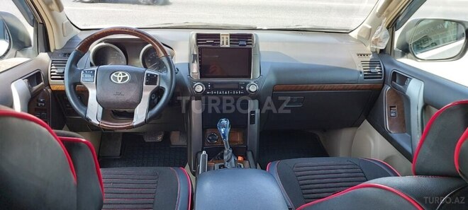 Toyota Land Cruiser Prado 2010, 176,130 km - 2.7 л - Bakı