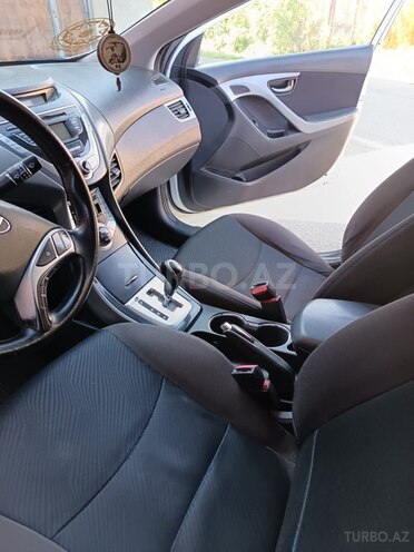 Hyundai Elantra 2011, 311,097 km - 1.8 l - Qəbələ