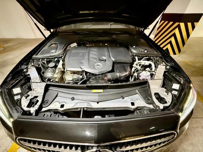 Mercedes E 300 de-11