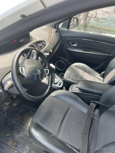 Renault Megane Scenic 2013, 330,621 km - 1.5 л - Bakı