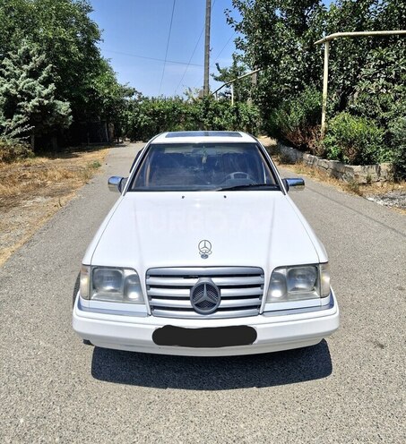 Mercedes E 200 1994, 493,672 km - 2.0 l - Bakı