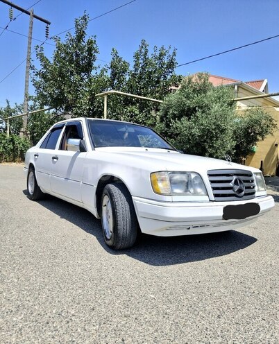 Mercedes E 200 1994, 493,672 km - 2.0 l - Bakı