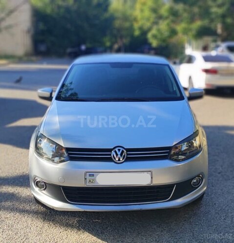 Volkswagen Polo 2012, 242,000 km - 1.6 l - Bakı