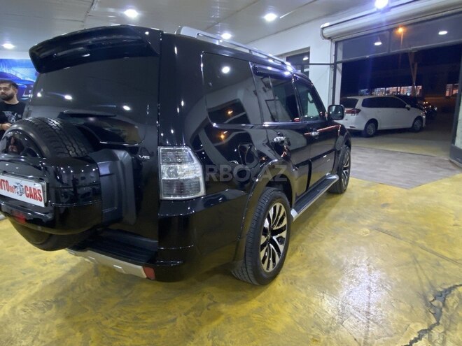 Mitsubishi Pajero 2011, 208,125 km - 3.5 l - Sumqayıt