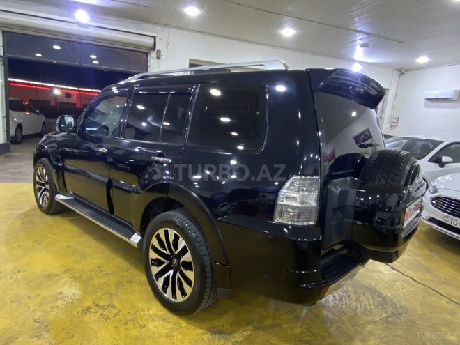 Mitsubishi Pajero 2011, 208,125 km - 3.5 l - Sumqayıt