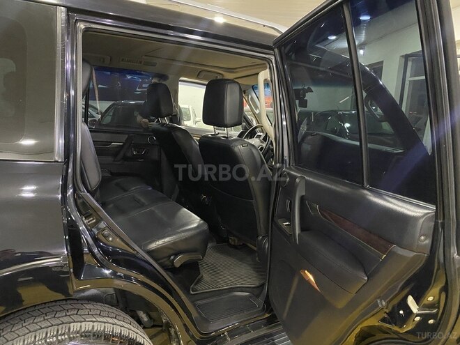 Mitsubishi Pajero 2011, 208,125 km - 3.5 l - Sumqayıt