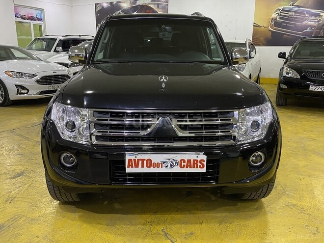 Mitsubishi Pajero 2011, 208,125 km - 3.5 l - Sumqayıt
