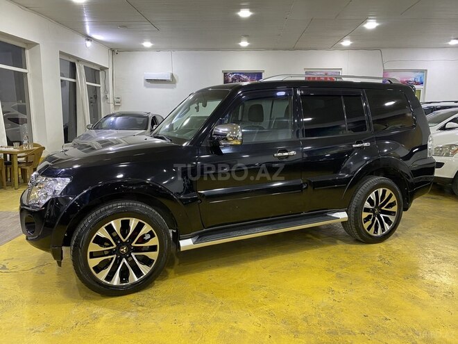 Mitsubishi Pajero 2011, 208,125 km - 3.5 l - Sumqayıt