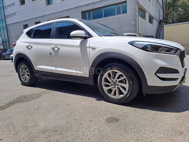 Hyundai Tucson 2016, 194,000 km - 1.7 l - Bakı