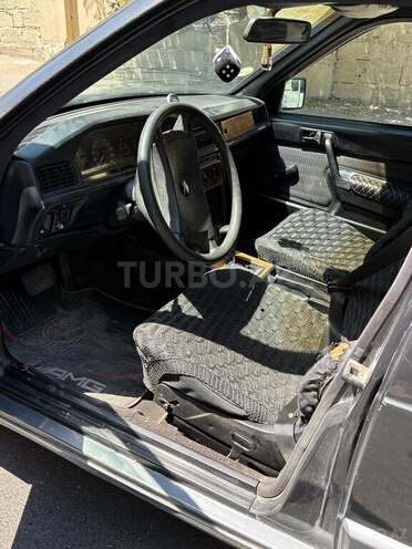 Mercedes 190 1991, 300,000 km - 2.0 l - Bakı