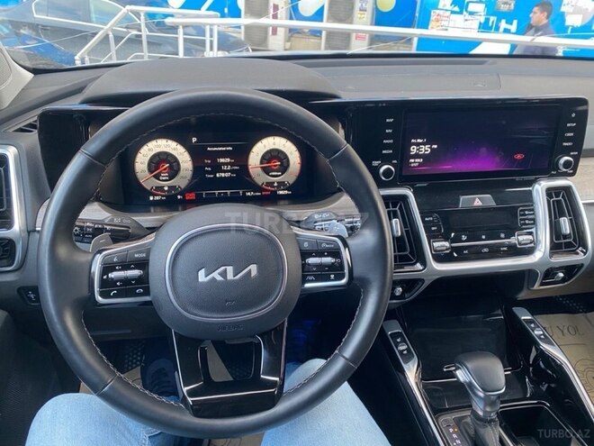 Kia Sorento-13