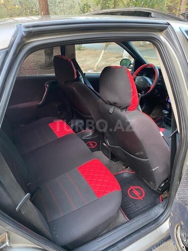 Opel Vectra 1996, 300,000 km - 1.6 l - Sumqayıt