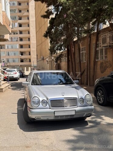 Mercedes E 230 1997, 428,000 km - 2.3 l - Bakı