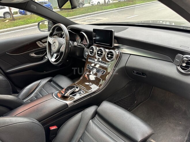 Mercedes C 300 4MATIC 2015, 111,000 km - 2.0 l - Bakı