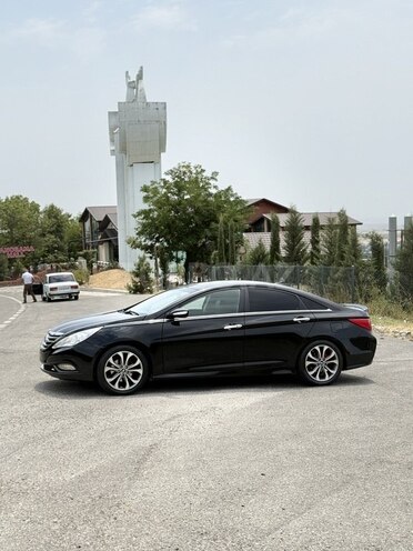 Hyundai Sonata-3