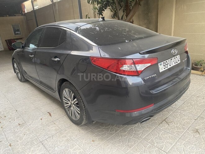 Kia Optima-10