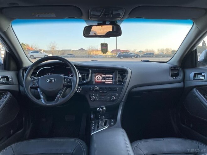 Kia K5-6