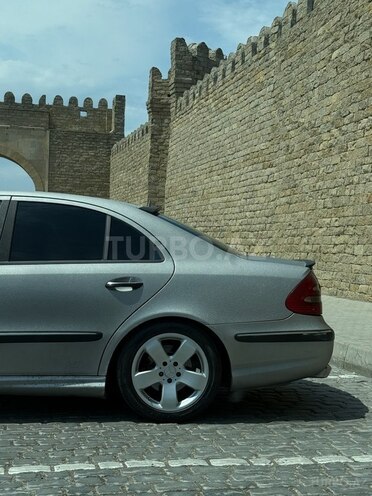 Mercedes E 270 2003, 350,000 km - 2.7 л - Bakı