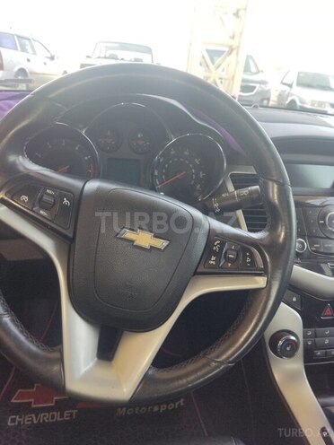 Chevrolet Cruze-5