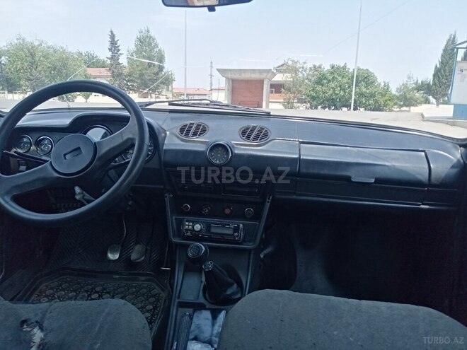 LADA (VAZ) 2106 2003, 256,000 km - 1.5 l - Salyan