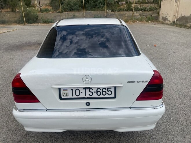 Mercedes C 200 1995, 335,000 km - 2.0 л - Bakı