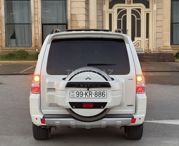 Mitsubishi Pajero 2008, 206,425 km - 3.0 l - Bakı