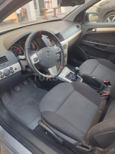 Opel Astra 2007, 224,900 km - 1.4 л - Bakı