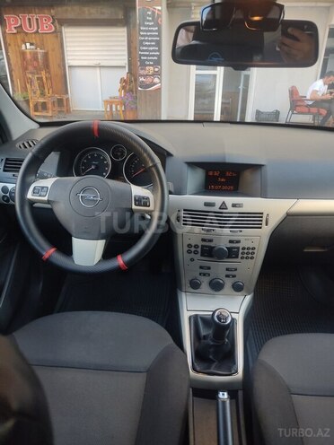 Opel Astra 2007, 224,900 km - 1.4 л - Bakı