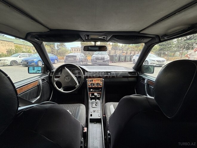 Mercedes E 230 1990, 240,000 km - 2.3 l - Bakı