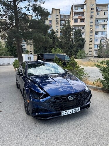 Hyundai Sonata-2
