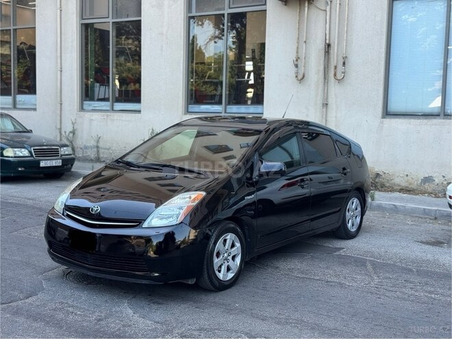 Toyota Prius-3