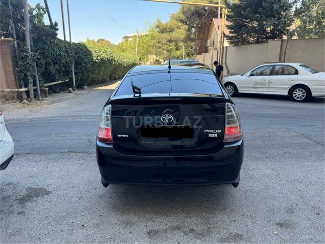 Toyota Prius-7