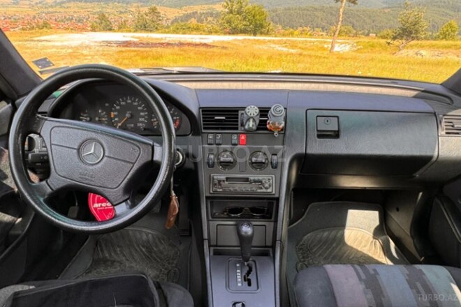 Mercedes C 250 d 1994, 390,000 km - 2.5 l - Bakı