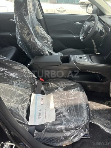 Changan Qiyuan A05-7