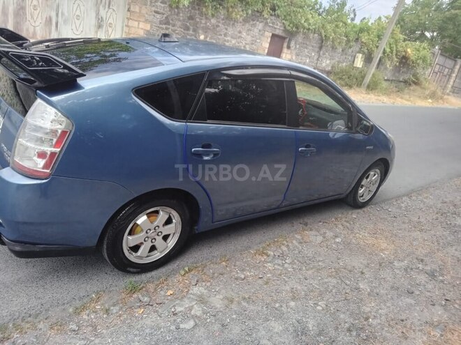 Toyota Prius-6