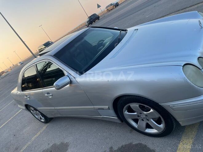 Mercedes E 270 2000, 560,000 km - 2.7 l - Bakı