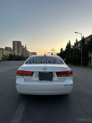 Hyundai Sonata-2
