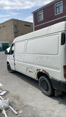 Ford Transit-2