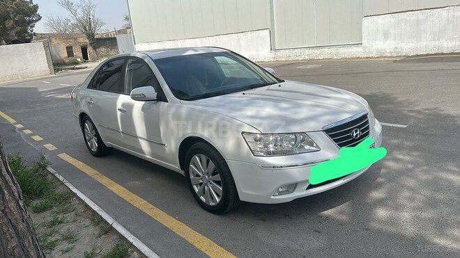 Hyundai Sonata-13