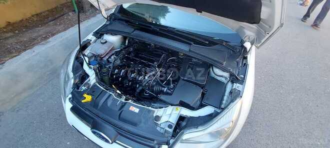 Ford Focus-6
