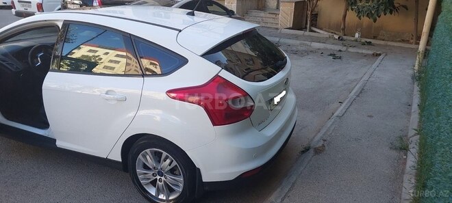 Ford Focus-9