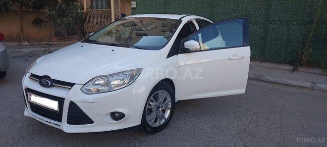 Ford Focus-10