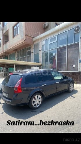 Renault Megane-6
